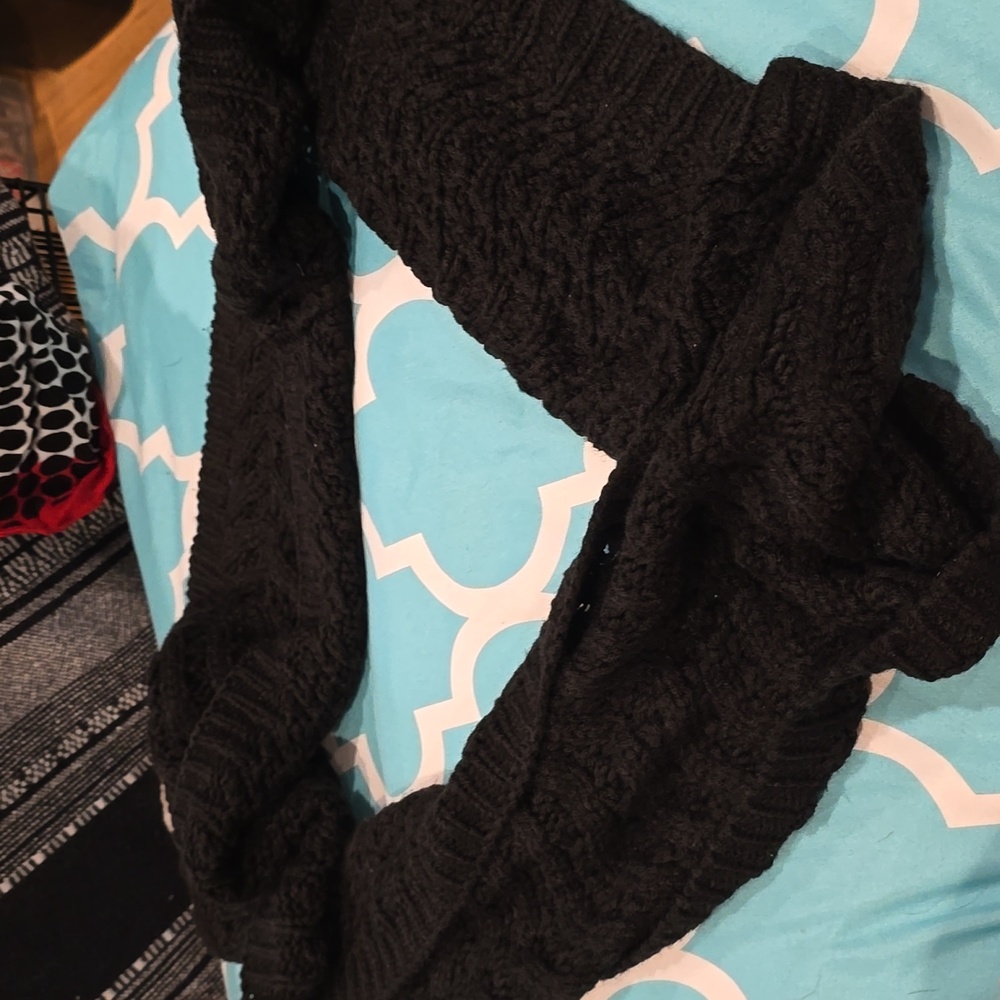 Cozy Black Cable-Knit Infinity Scarf - Women's Accessory